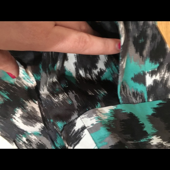 NWT Express Pencil Skirt Size 2 Black & Green/Blue - Picture 5 of 12